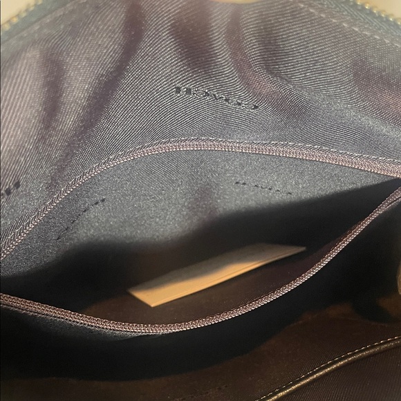 Elegant Gray Leather COACH Shoulder Bag . - Picture 11 of 12